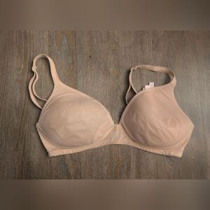 Victorias Secret Wireless Nude Bra 38D